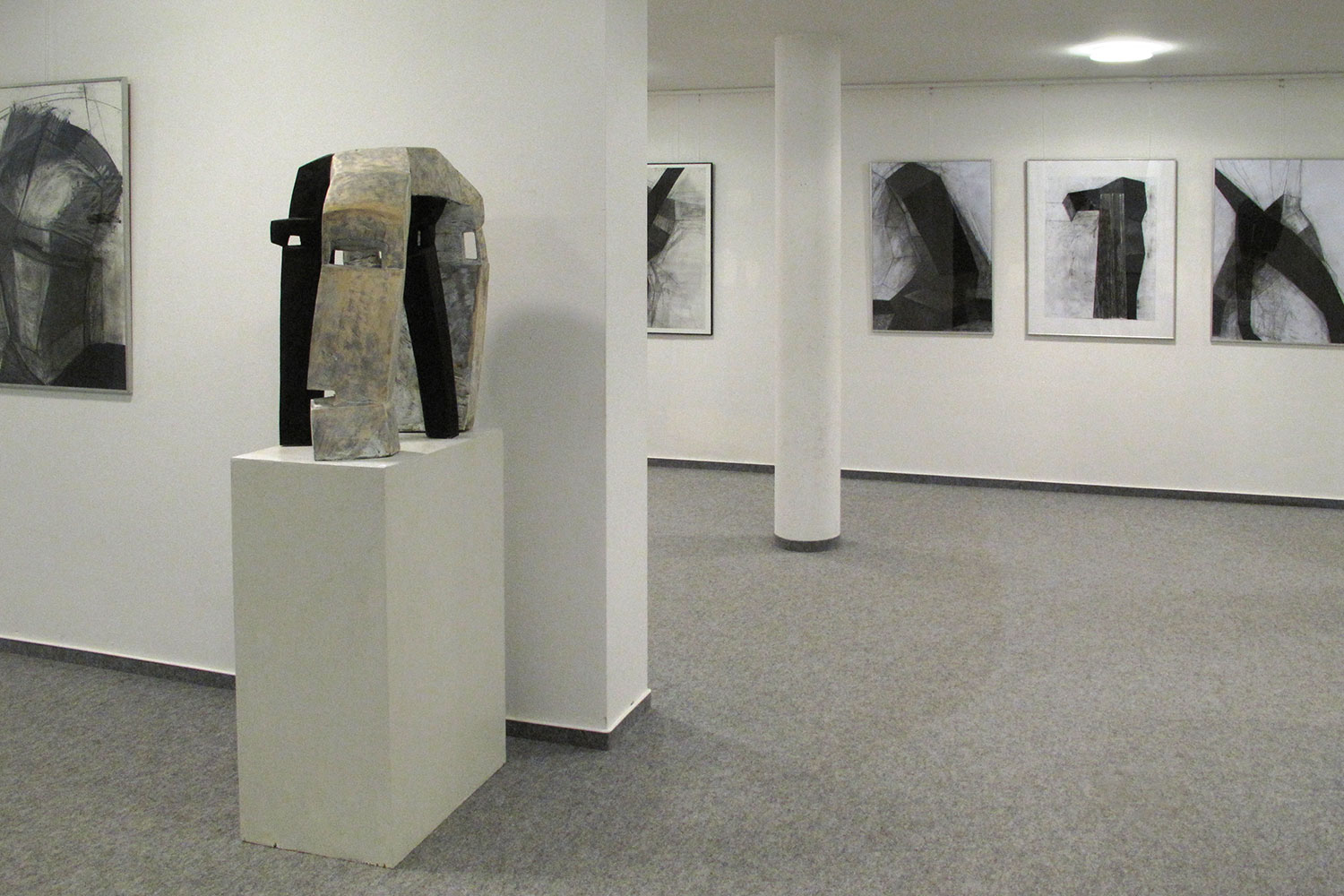 Ausstellung "Kopf und Leib bewegt" . Beate Debus . Galerie Stadthalle Gersfeld 2010