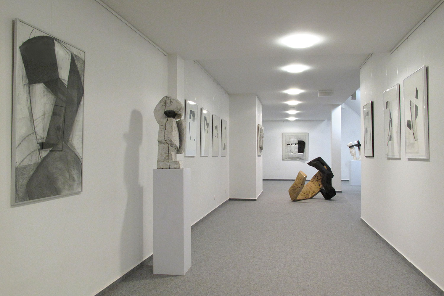 Ausstellung "Kopf und Leib bewegt" . Beate Debus . Galerie Stadthalle Gersfeld 2010