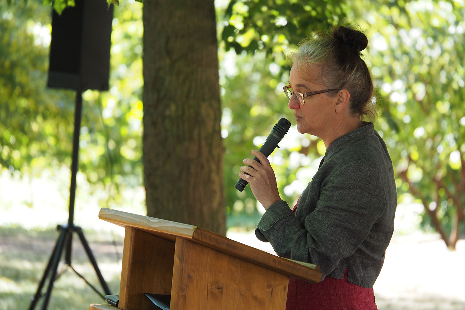 Ausstellung "Neue.Skulptur.Weimar.2018" . Beate Debus und Thomas Röthel . Landgut Holzdorf 2018
