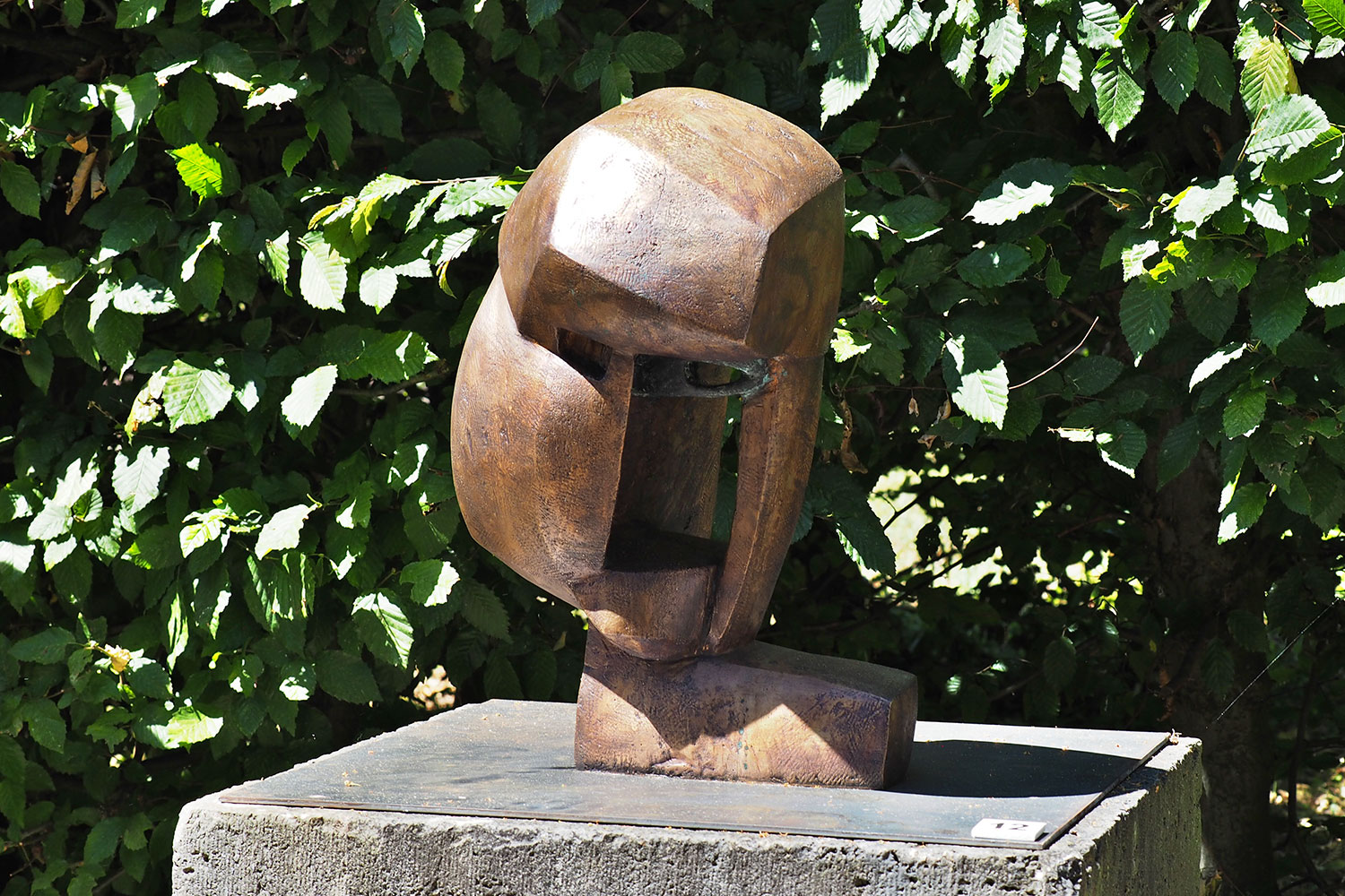 Ausstellung "Neue.Skulptur.Weimar.2018" . Bronzeskulpturen . Beate Debus . Landgut Holzdorf 2018