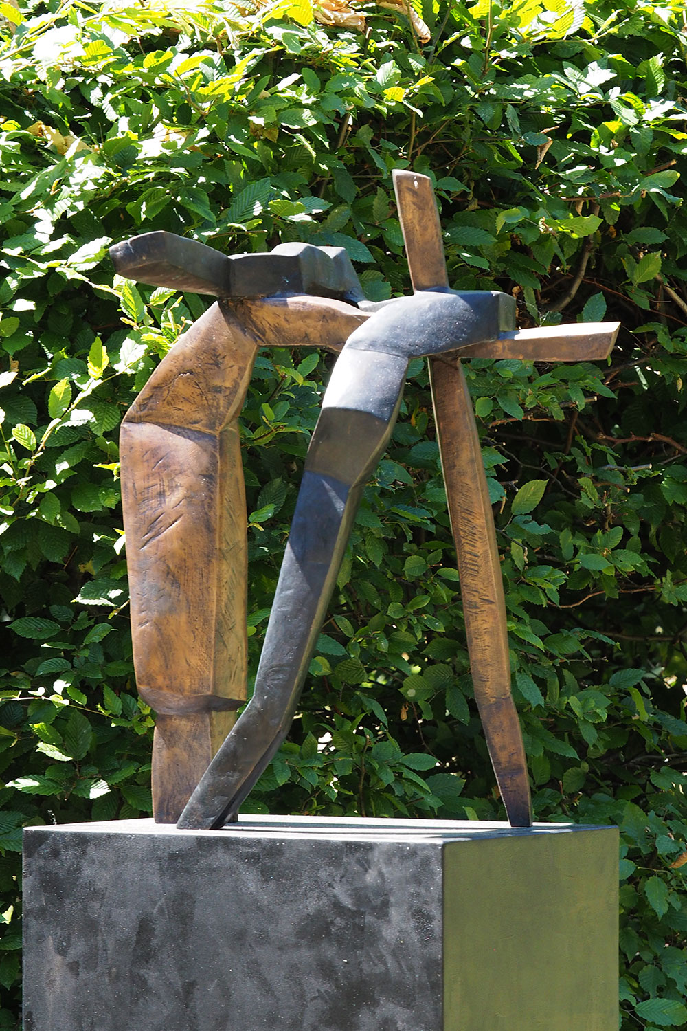 Ausstellung "Neue.Skulptur.Weimar.2018" . Bronzeskulpturen . Beate Debus . Landgut Holzdorf 2018