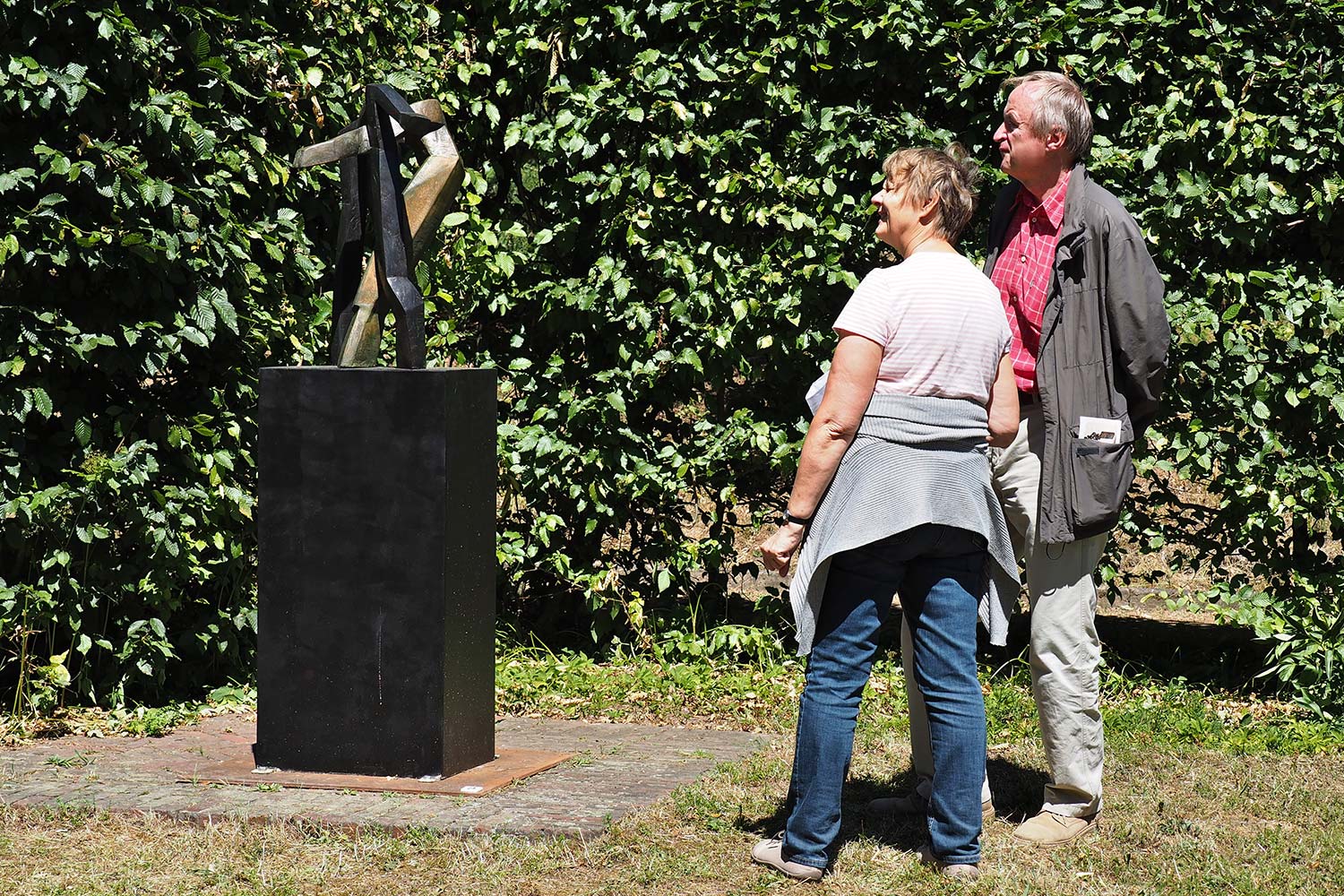 Ausstellung "Neue.Skulptur.Weimar.2018" . Bronzeskulpturen . Beate Debus . Landgut Holzdorf 2018