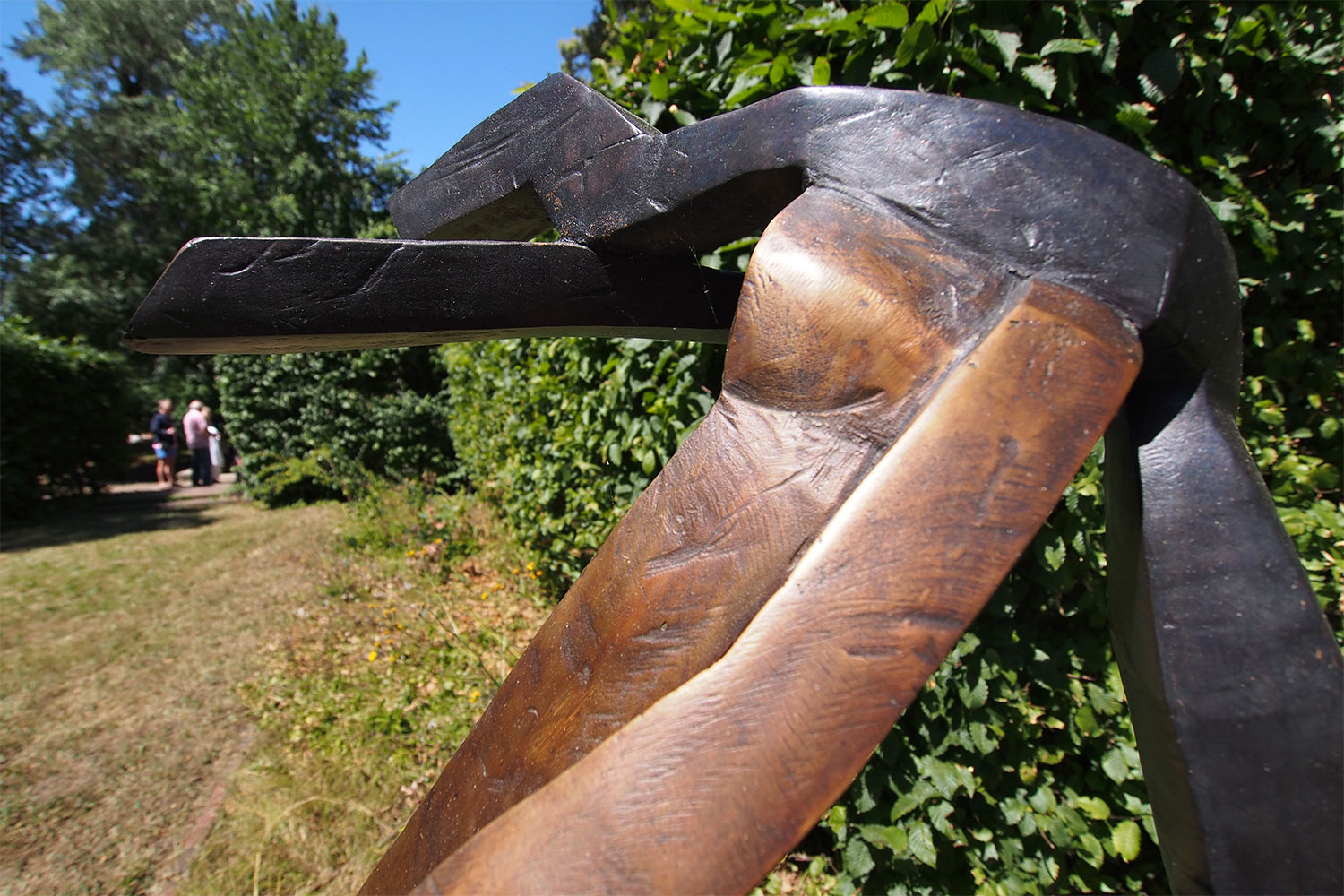 Ausstellung "Neue.Skulptur.Weimar.2018" . Bronzeskulpturen . Beate Debus . Landgut Holzdorf 2018