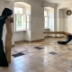 Ausstellung "Nivard 1" . Malerei Skulpturen Installationen . Holzskulpturen Beate Debus . Maria Bildhausen 2020