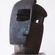 Kopf mit Maske . Bronzeskulptur . Beate Debus . 2012